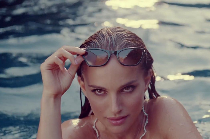 Natalie Portman adopte les lunettes de soleil Dior Hatutaa